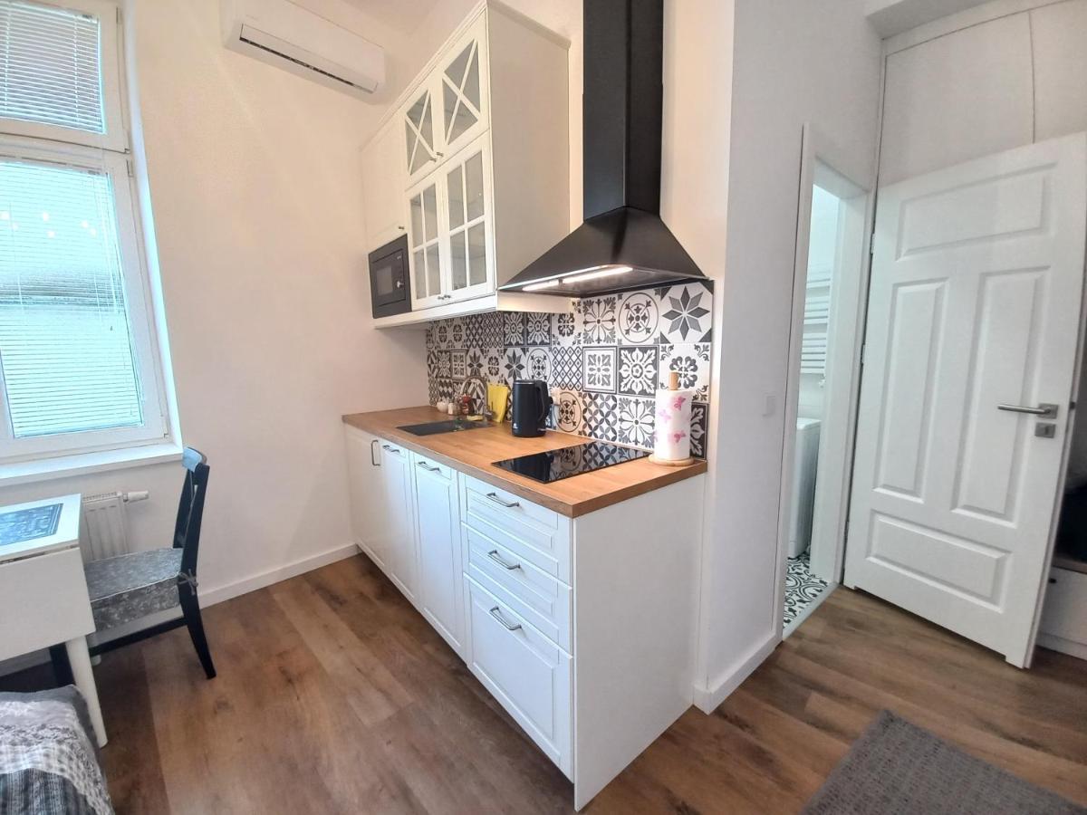 Jewish Quarter - Old Town Apartments クラクフ エクステリア 写真